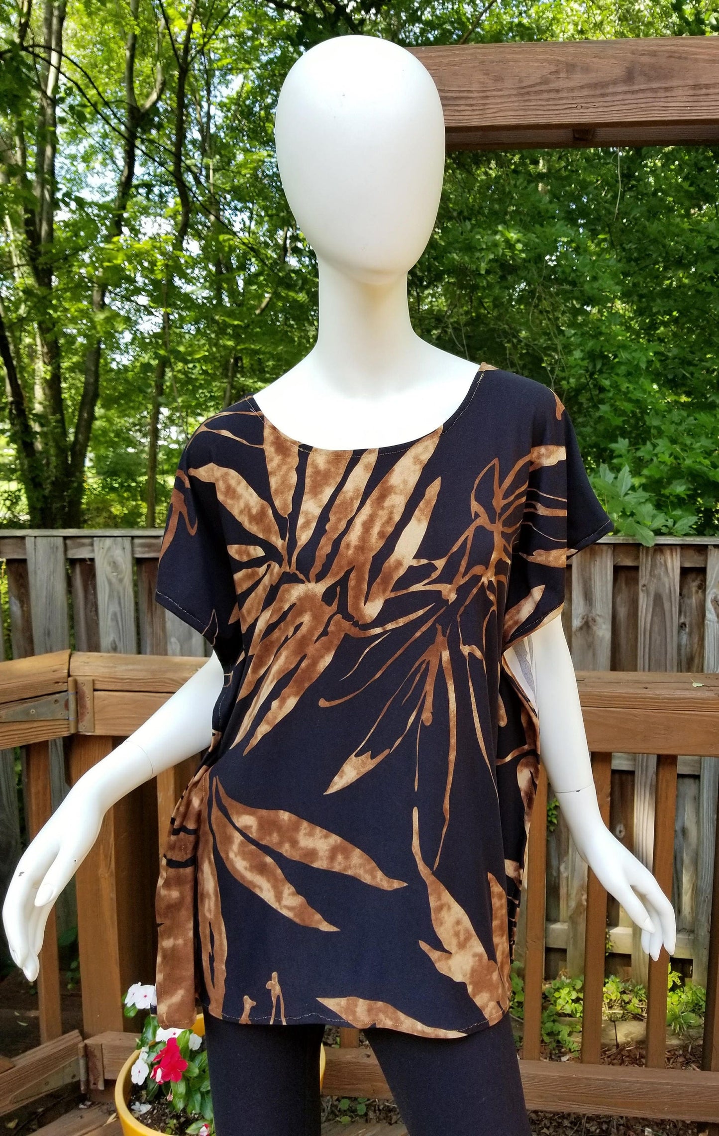 Stretch jersey tunic blouse top caftan kaftan brown and black polyester (size S; US 6)