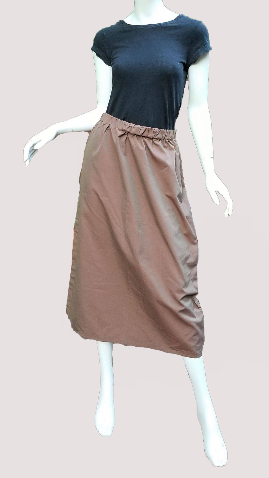 Shimmery Brown Skirt with Elastic Waist (size: US 6)