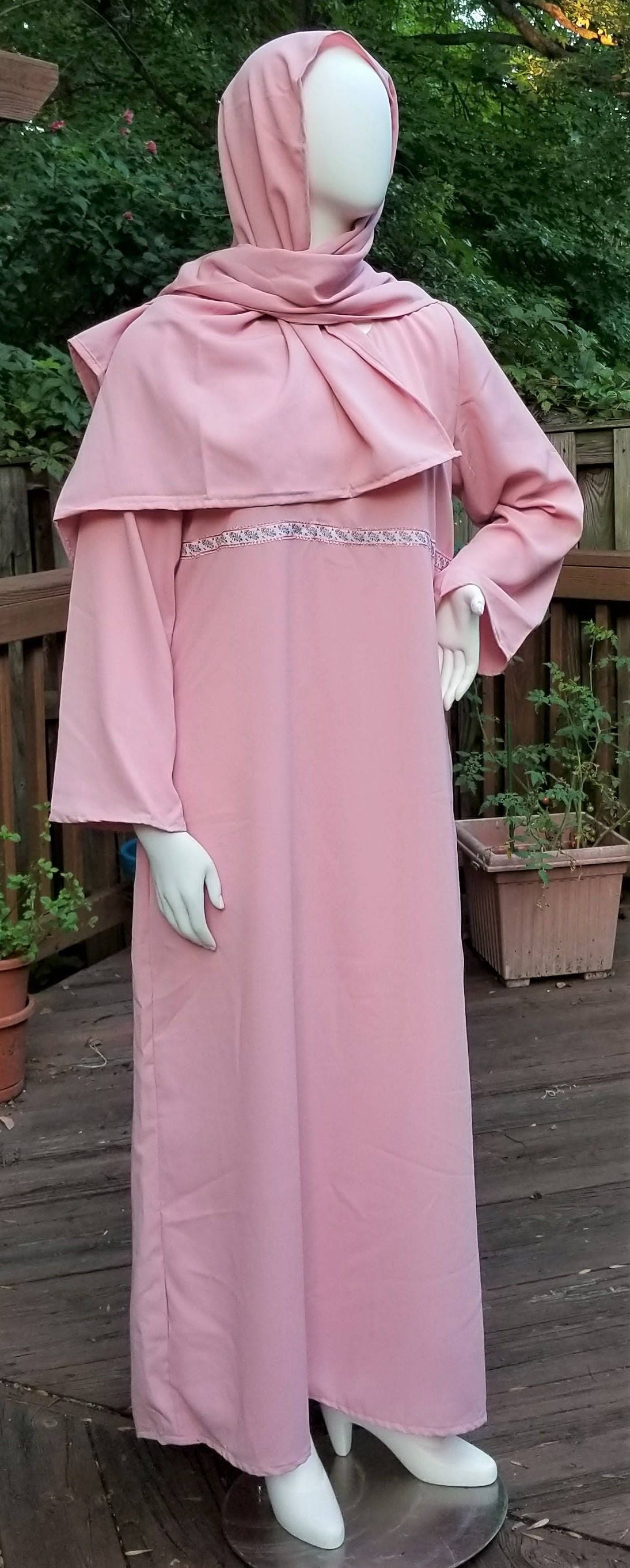 Pink Abaya with Ribbon Trim and Scarf (size: US 8 - US 10; L)