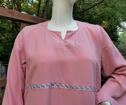 Pink Abaya with Ribbon Trim and Scarf (size: US 8 - US 10; L)