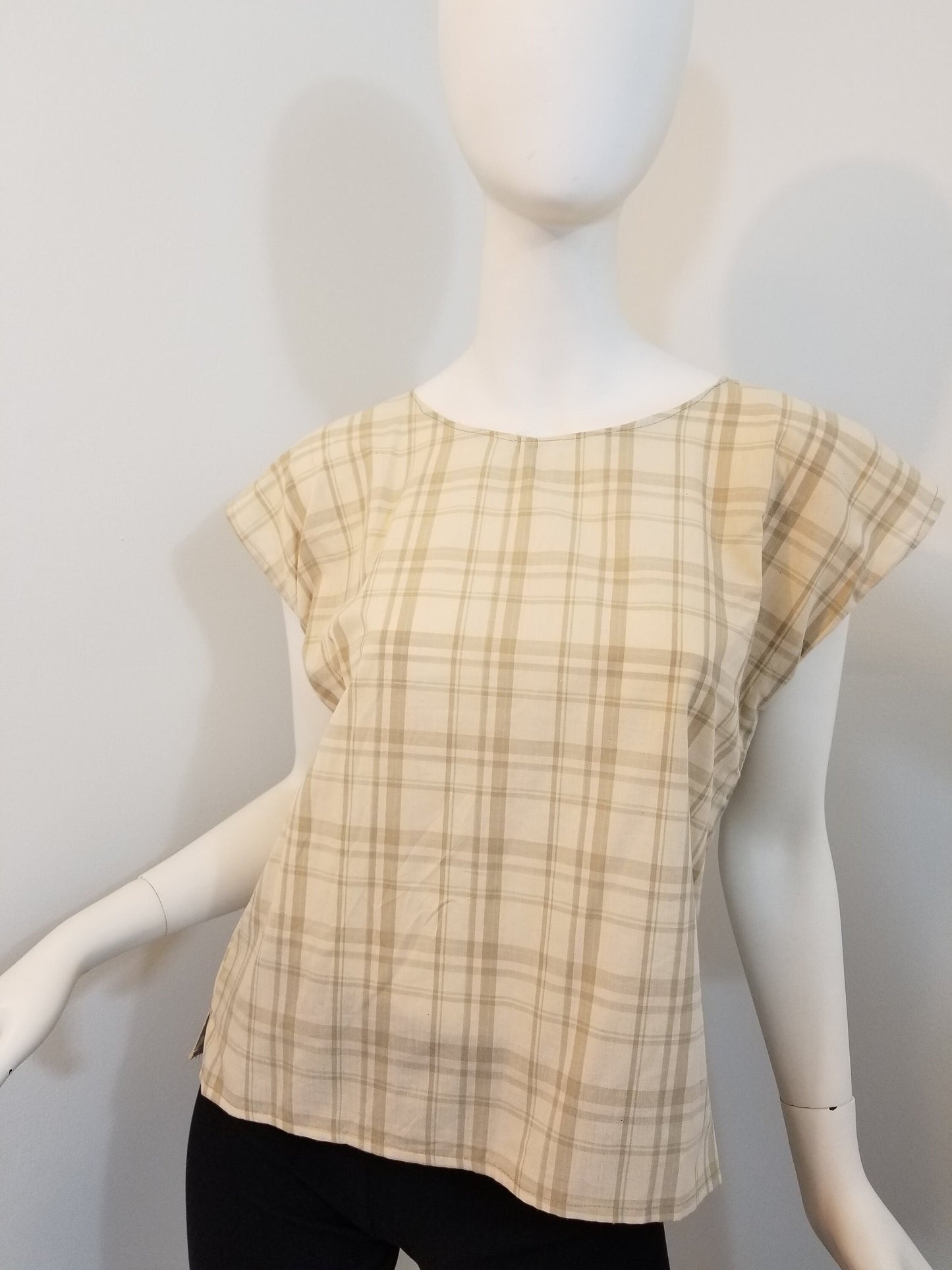 Short sleeve top- checkered brown (size S; US 4)