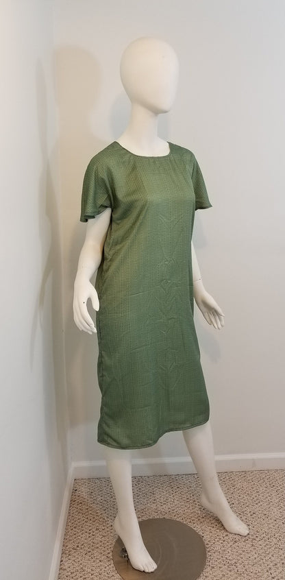 Silky feel dress caftan with belt and butterfly sleeves olive green polyester kaftan (size: US 8)