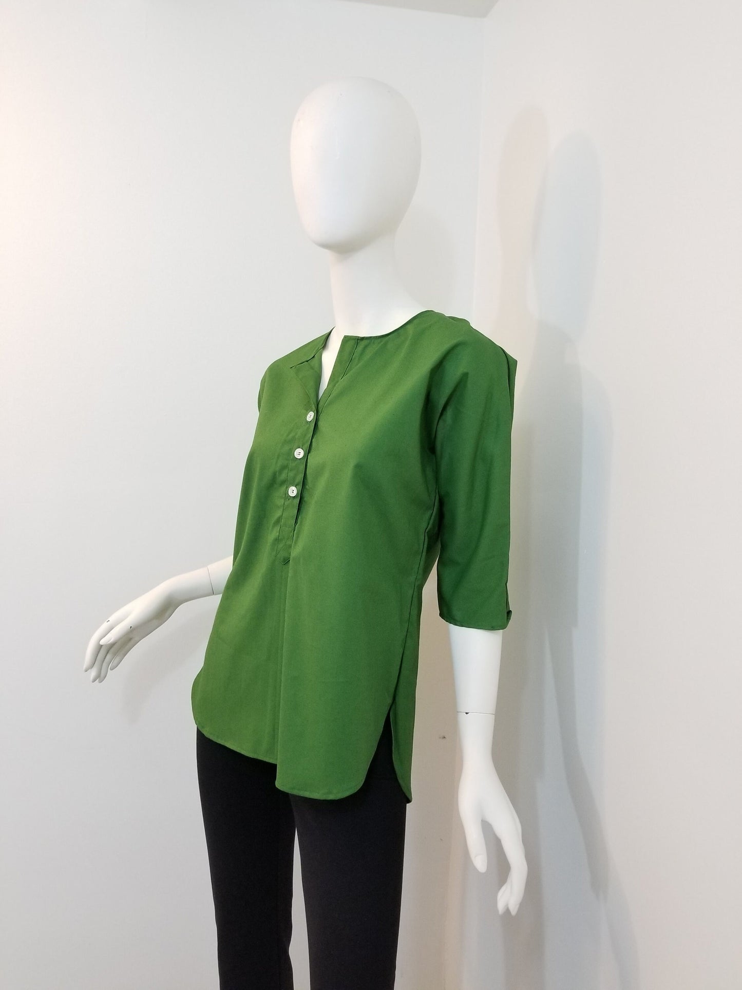 Palm green blouse buttoned women 3/4 sleeve cotton (size: US 4-6)