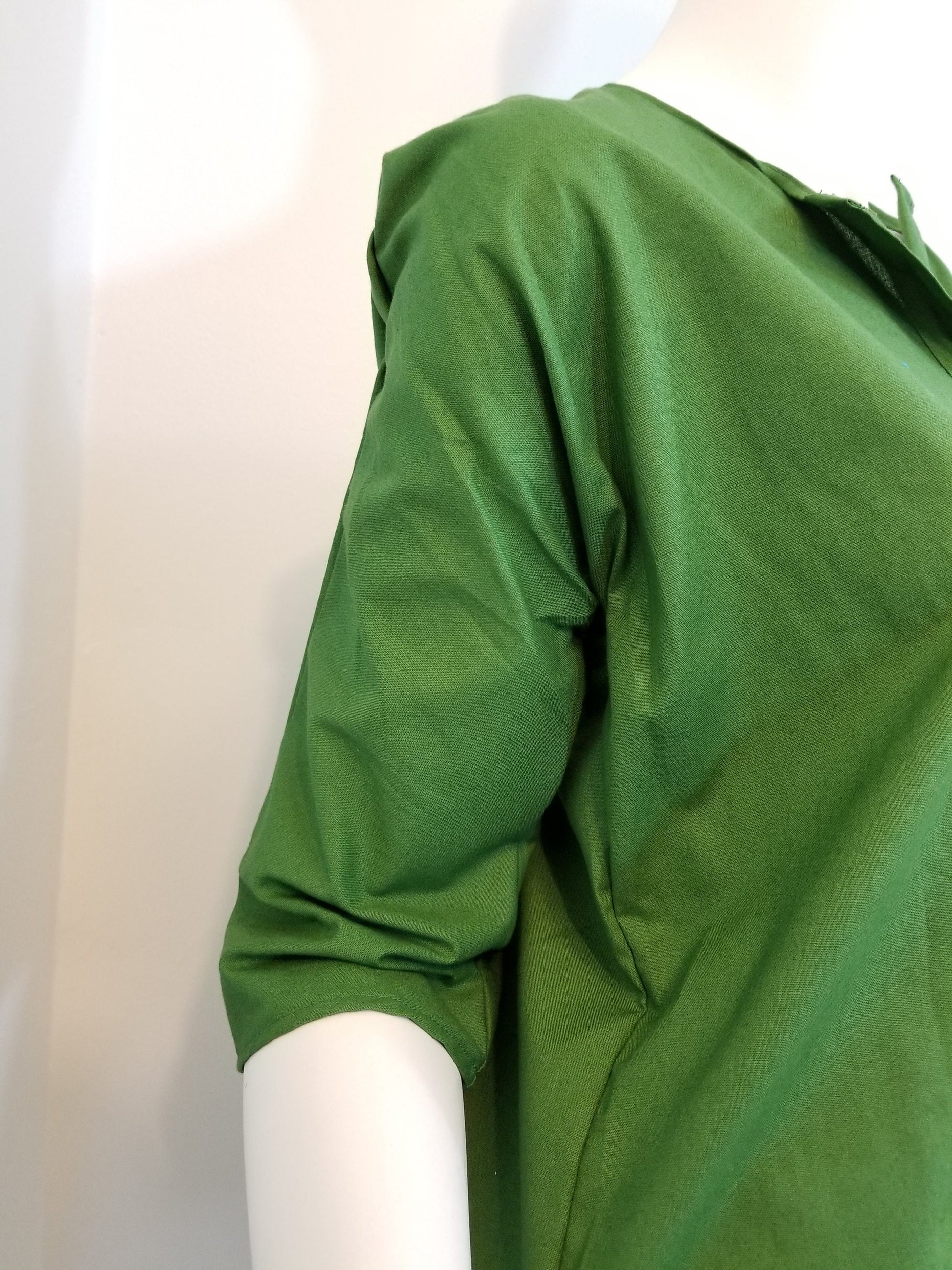 Palm green blouse buttoned women 3/4 sleeve cotton (size: US 4-6)