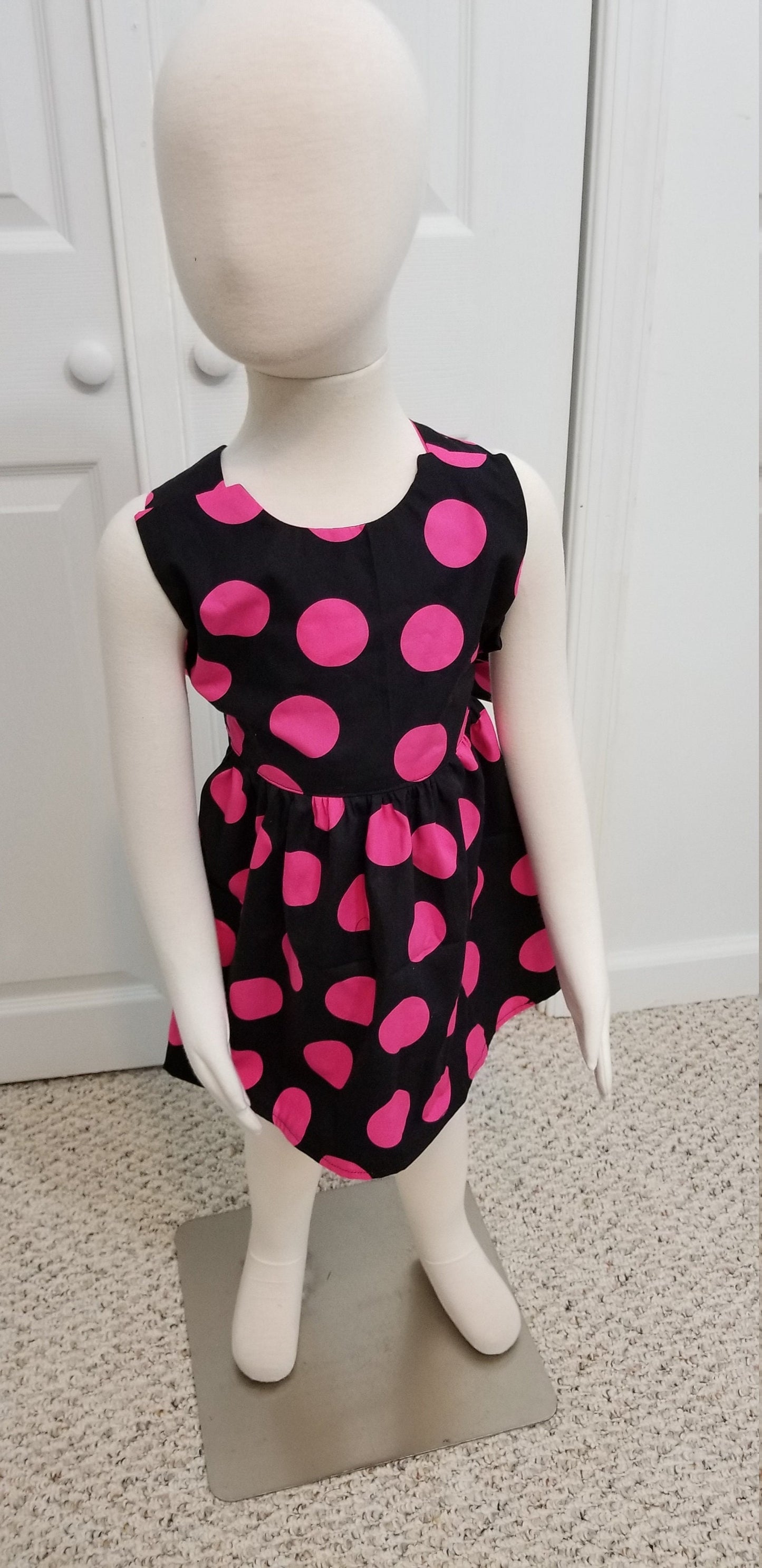 Girl's 2T crossback dress with straps pink polka dots on black summer cotton