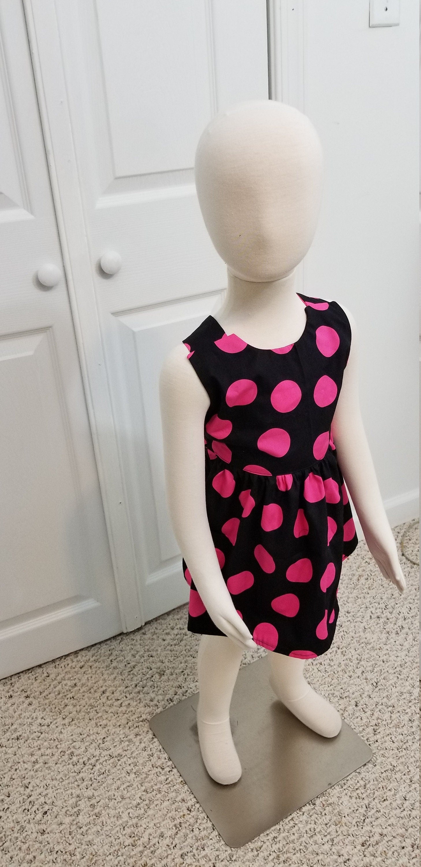 Girl's 2T crossback dress with straps pink polka dots on black summer cotton