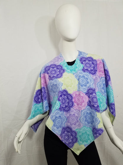 Triangle poncho- pastel floral fleece (US 2-6; XS-S)