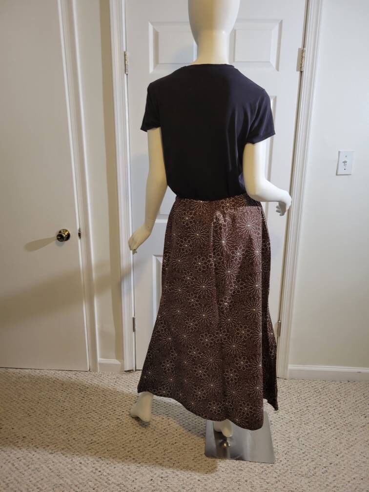 Skirt- brown with white flowers (size M; US 8)