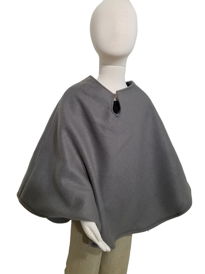 Poncho- child; steel gray plush anti-pill fleece (size 4T - 6 years)