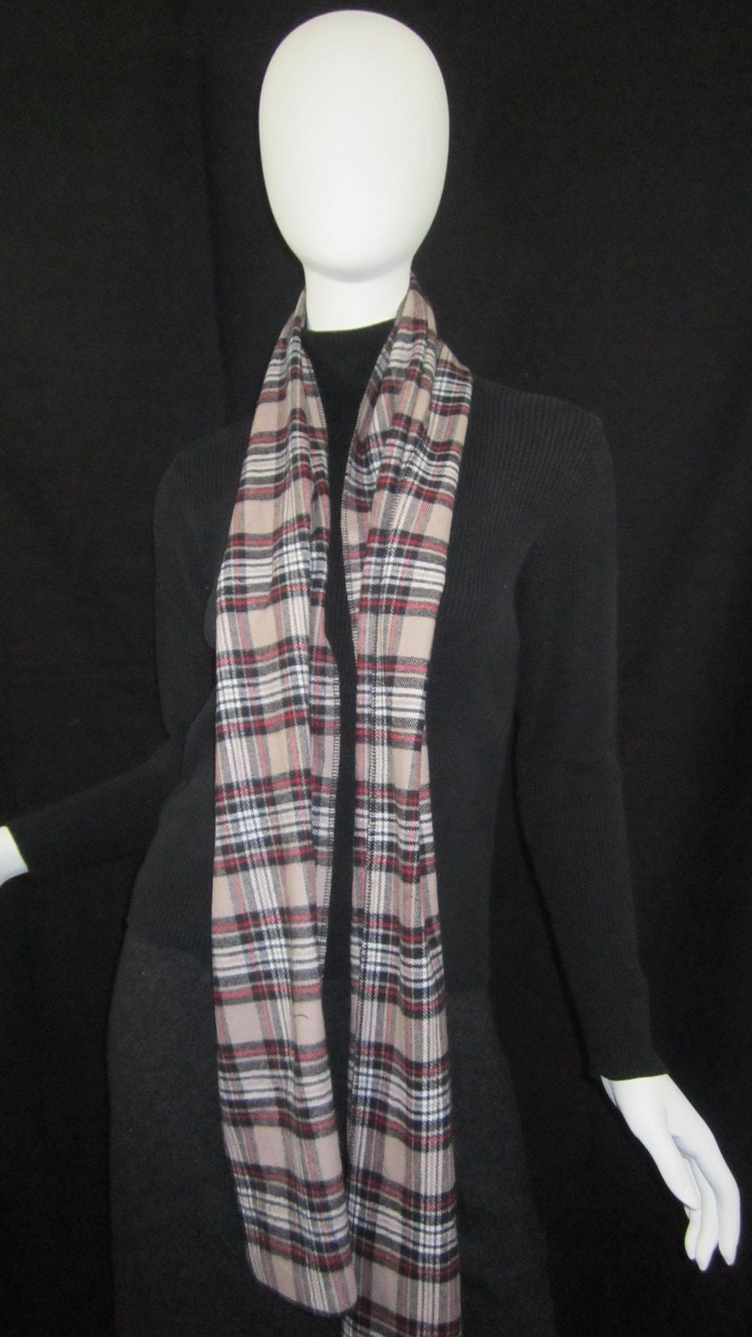 Flannel scarf in plaid black, red and light brown