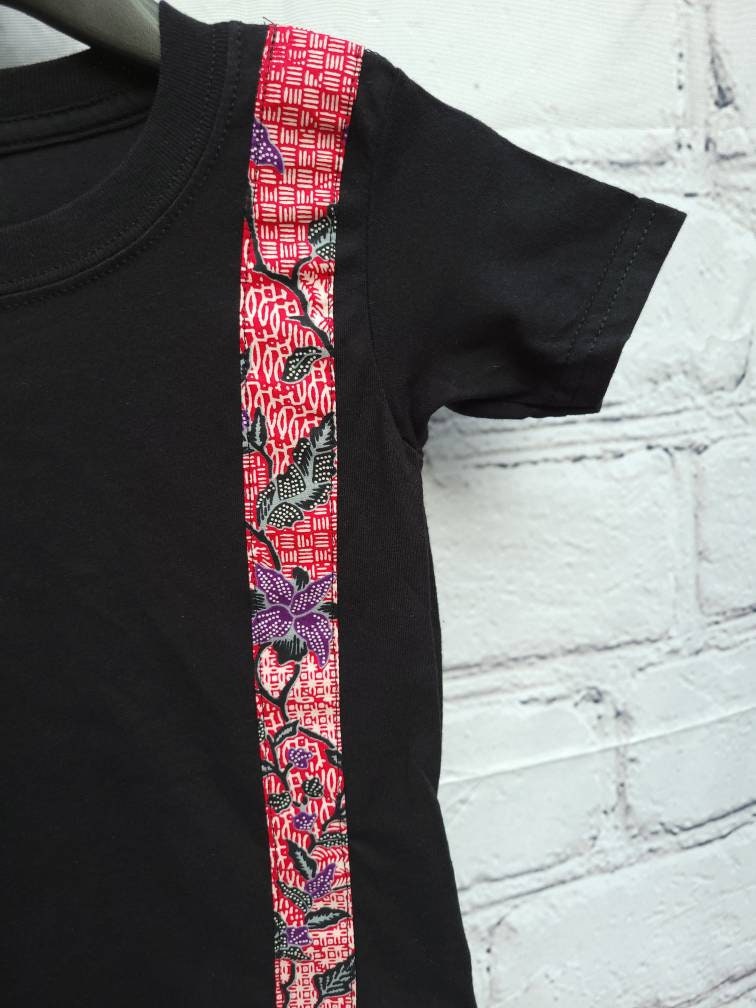Kid's 3T ankara T-shirt unisex black with red purple African print kitenge band