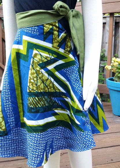 Girl's 2T ankara skirt flared blue/green African print with side belt cotton